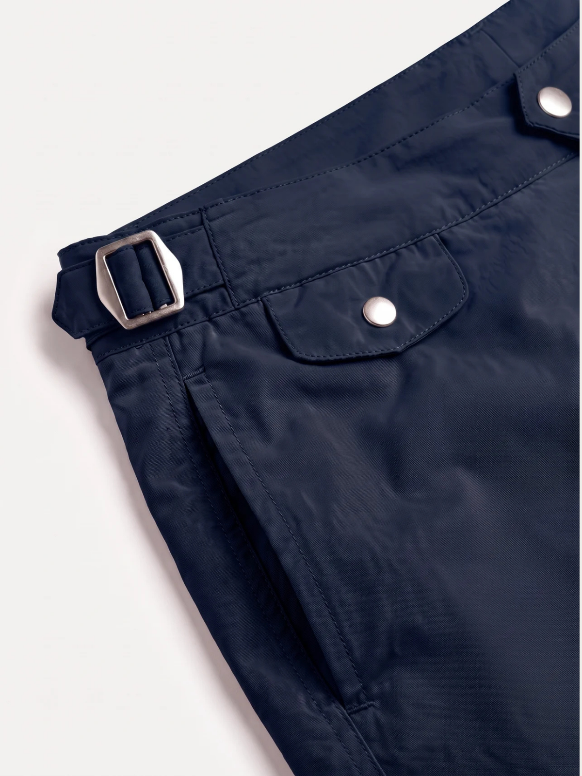 NAVY SEASIDE SWIM SHORT